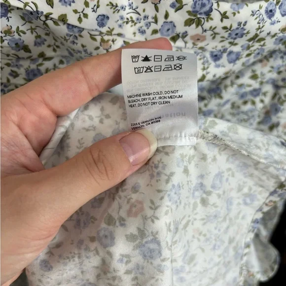 Reformation Lissa Dress in Pixie Floral 12 - Picture 10 of 15